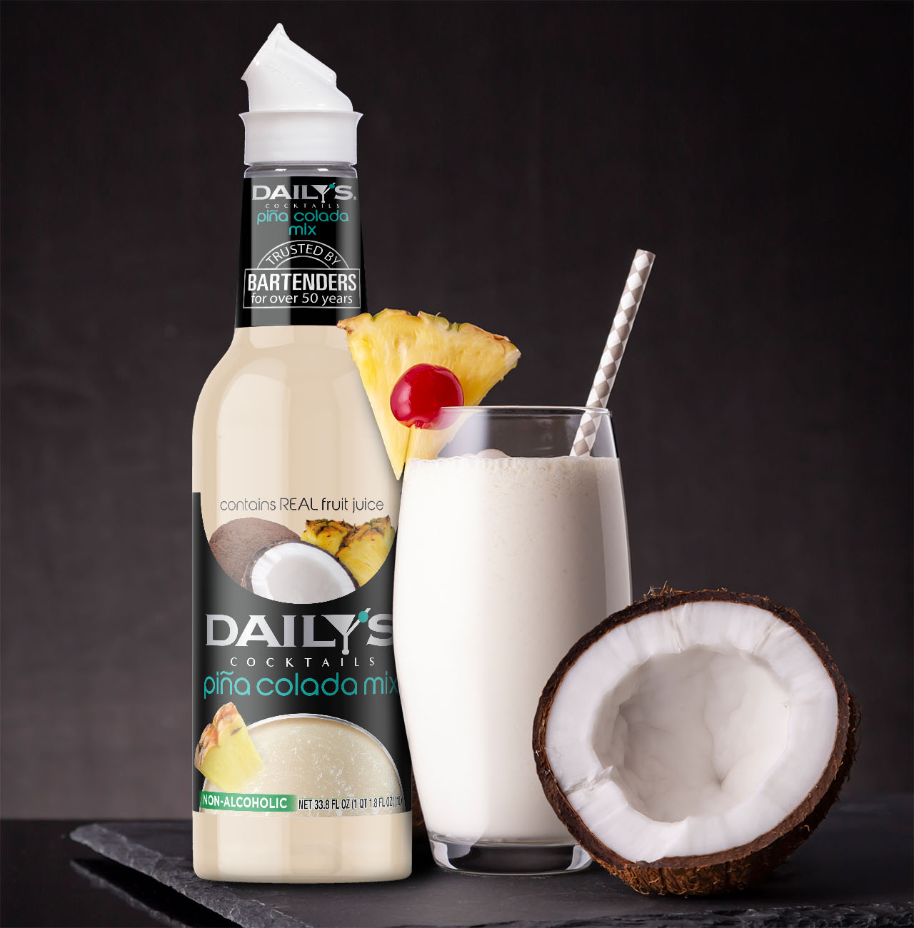 Daily's Cocktails Piña Colada Scene