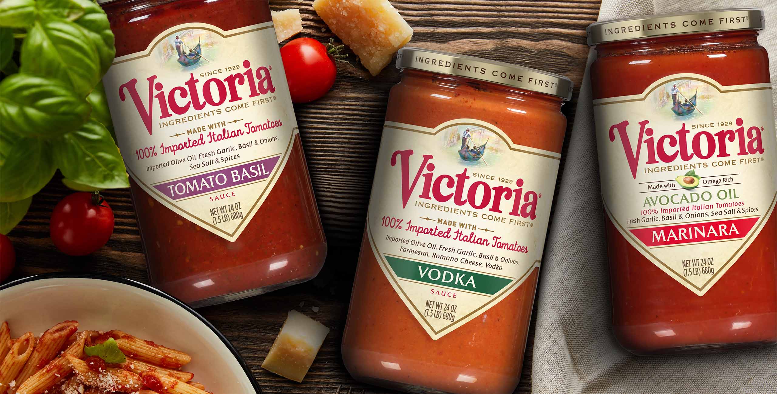 victoria_tomato sauce_scene_4_2560x1300 Victoria Tomato Sauce Jars - Tomato Basil, Vodka, Marinara made with Avocado Oil